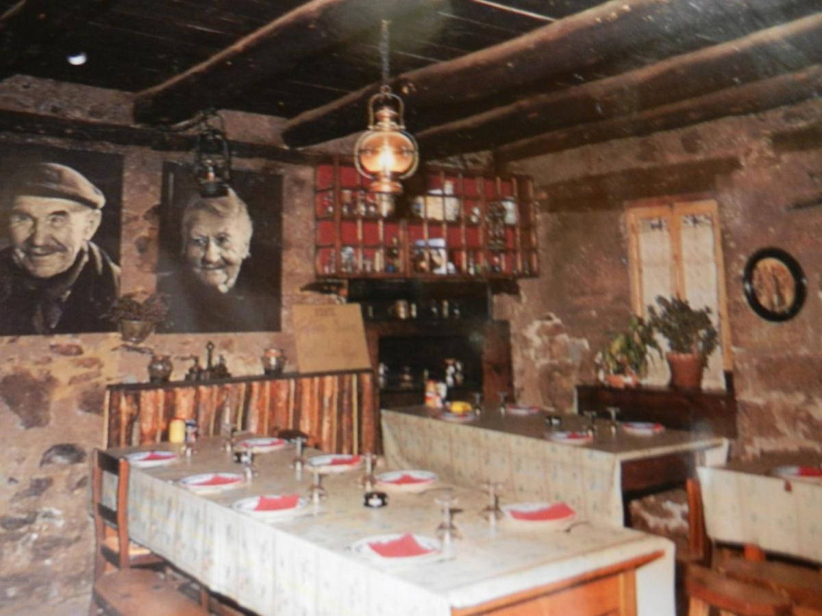Auberge Paysanne Loubaresse  Bagian luar foto